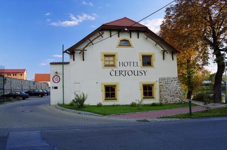 Hotel Certousy