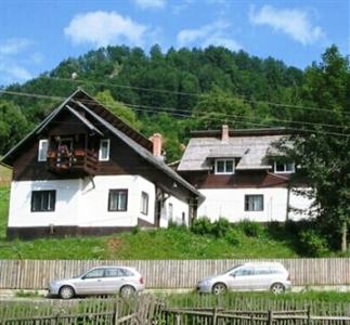 Pension La Izvoare Moieciu