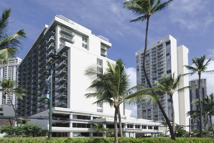 DoubleTree by Hilton Alana Waikiki