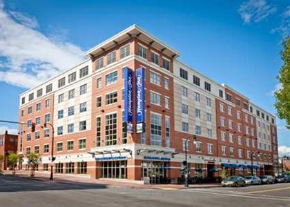 Hampton Inn Portland Downtown - Waterfront