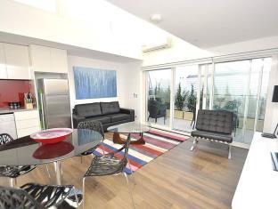 Leichhardt Self-Contained Modern One-Bedroom Apartment 9NOR