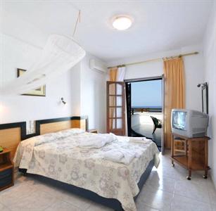 Karaoulanis Beach Aparthotel Agios Ioannis
