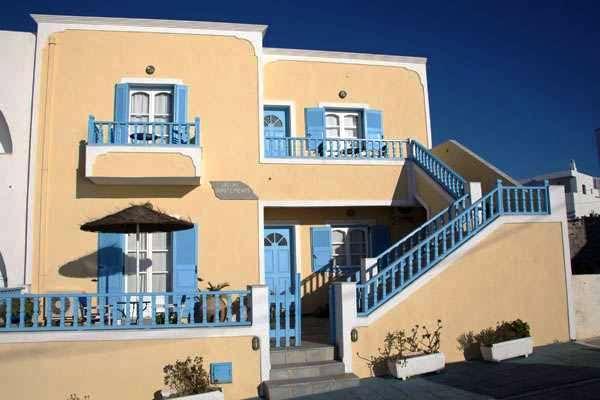 Vallas Apartments