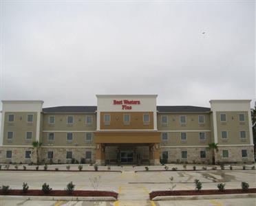 Best Western Plus Carrizo Springs Inn & Suites