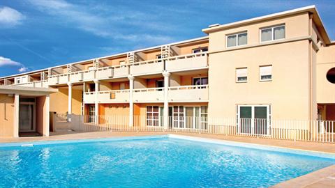 Park & Suites Village Six Fours Les Plages