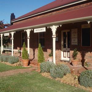 The Carrington Inn Bungendore