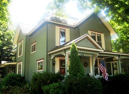 White Swan Inn Bed & Breakfast