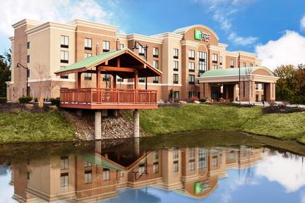 Holiday Inn Express Hotel & Suites Webster