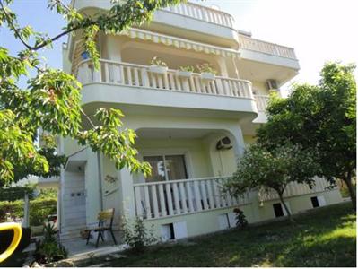 Apartments Roko Kastel Luksic