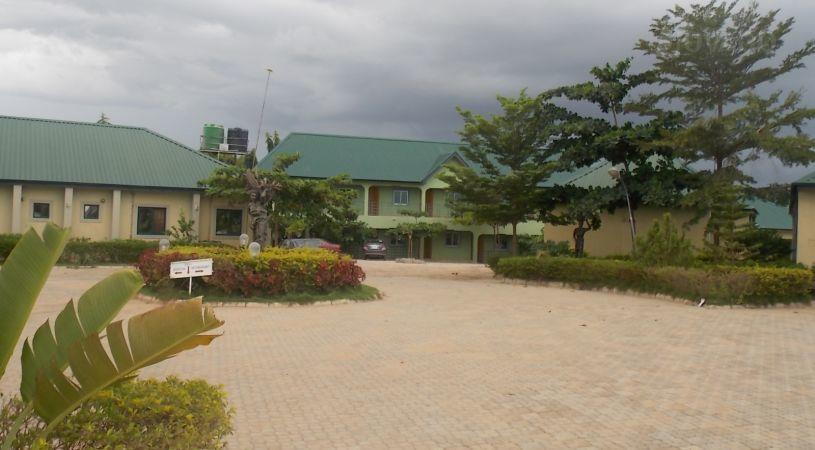 Crest Guest House Annex