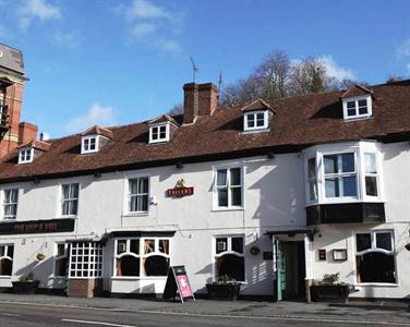 Ship & Bell Hotel