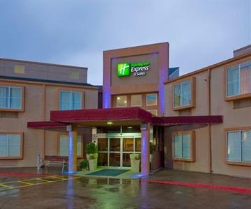 Holiday Inn Express & Suites Arlington TX