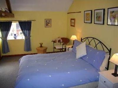 Ambion Court Hotel