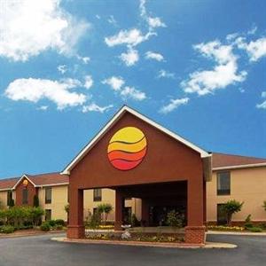 Econo Lodge Inn & Suites Canton