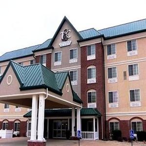 Town & Country Inn and Suites