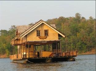 The Floating Houses