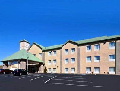 Comfort Inn & Suites Cincinnati W Mitchell Avenue