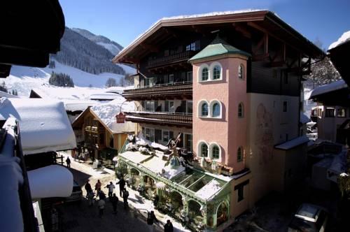 Bauer Hotel Saalbach-Hinterglemm