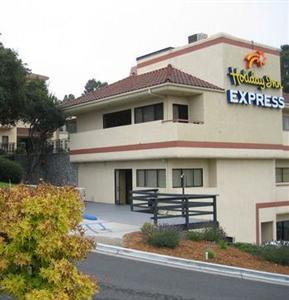 Holiday Inn Express Grover Beach-Pismo Beach Area