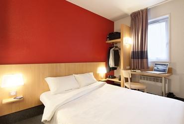 B&B Goussainville Aeroport Roissy CDG