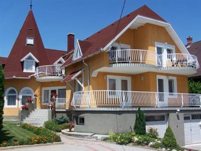 Ekker Villa