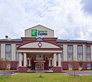 Holiday Inn Express Hotel & Suites Utica