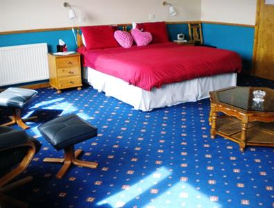 Houton Bay Lodge Orphir