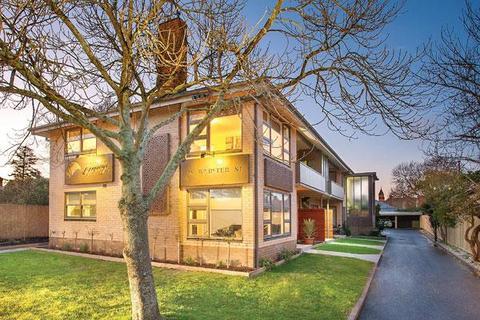 Lake Wendouree Luxury Apartments on Webster