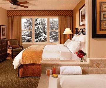 Marriott's StreamSide Evergreen at Vail