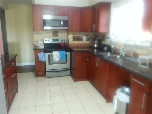 Homestay in Brampton near Victoria Park Stadium