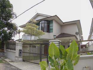 Muar Warni Villa 197