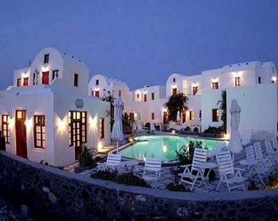 Nicos Place