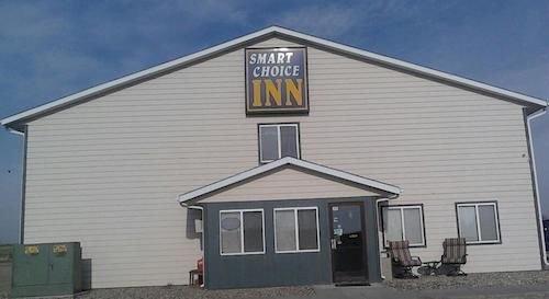 Smart Choice Inn & Suites