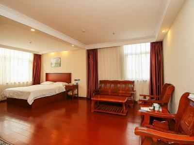 Greentree Inn Hainan Haikou East Train Station East Fengxiang Road Business Hotel