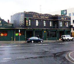 Mid-City Backpackers & Molly Malone's Irish Pub