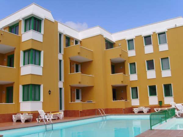 Las Dalias Apartments