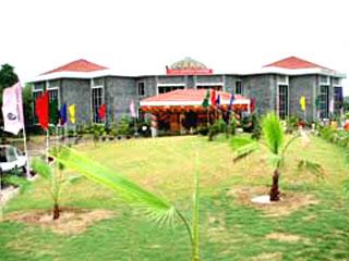 Hotel Raj Hans Surajkund