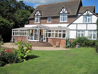 Trumbles Gatwick B&B