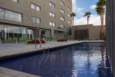 Holiday Inn Express Hotel & Suites Hermosillo