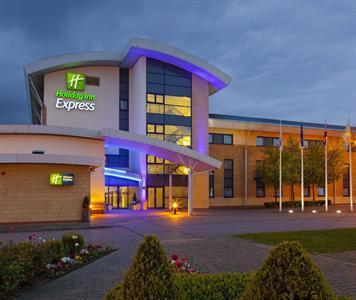 Holiday Inn Express Northampton M1 Jct 15