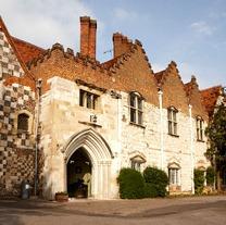 Bisham Abbey Hotel Marlow