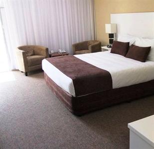 Best Western Elkira Resort Motel