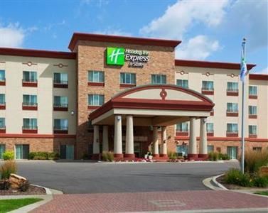 Holiday Inn Express Hotel & Suites Wausau