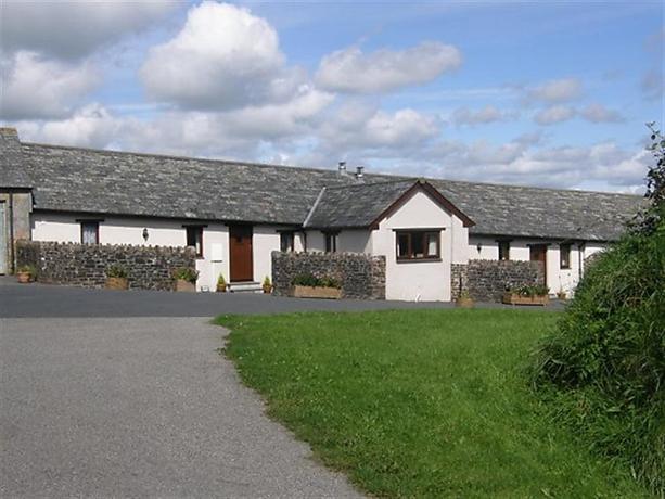 Trewin Court