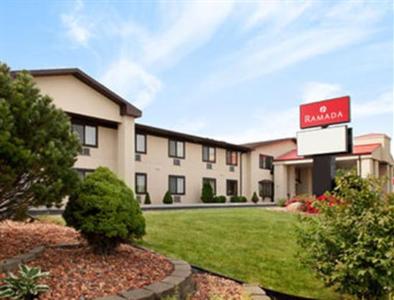 Ramada Limited Hotel Waukesha