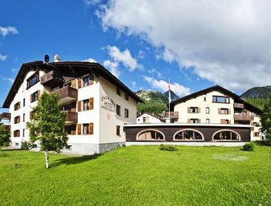 Apparthotel St Moritz Chesa Silva