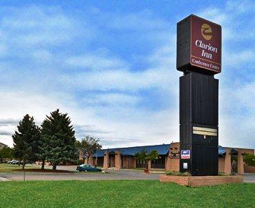 Clarion Inn & Suites and Convention Center