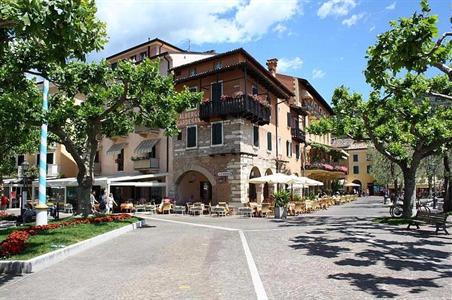 Hotel Ristorante Gardesana Torri del Benaco