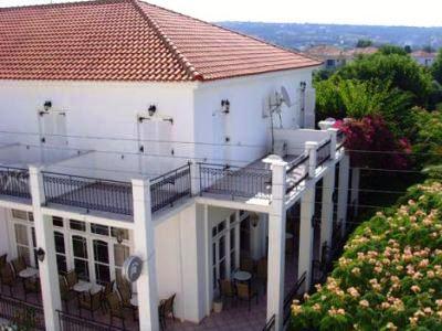Achilles Hotel