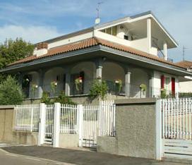 Villa Bellusci Rho